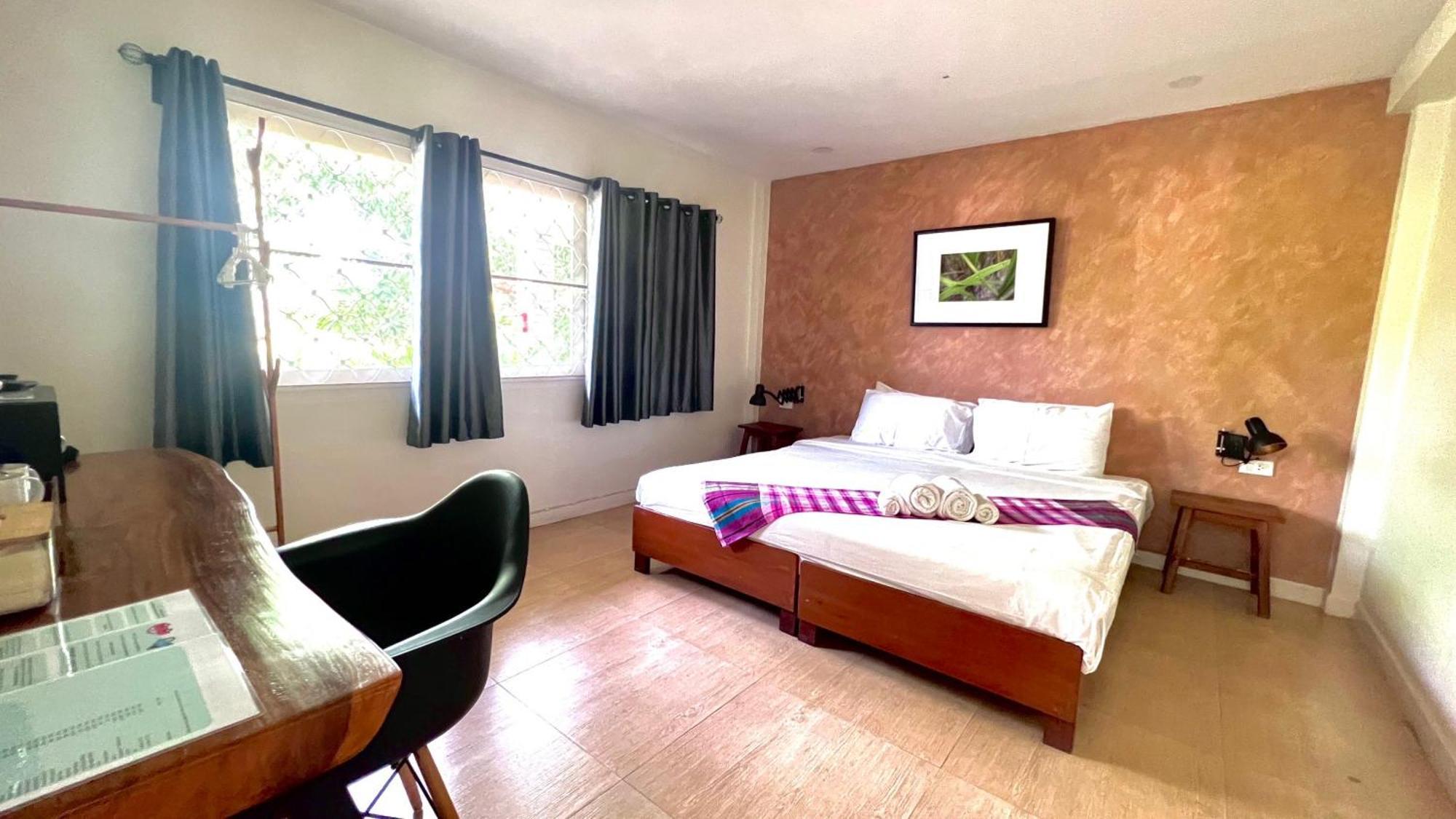 Udee Cozy Hotel Chiang Mai Exterior foto