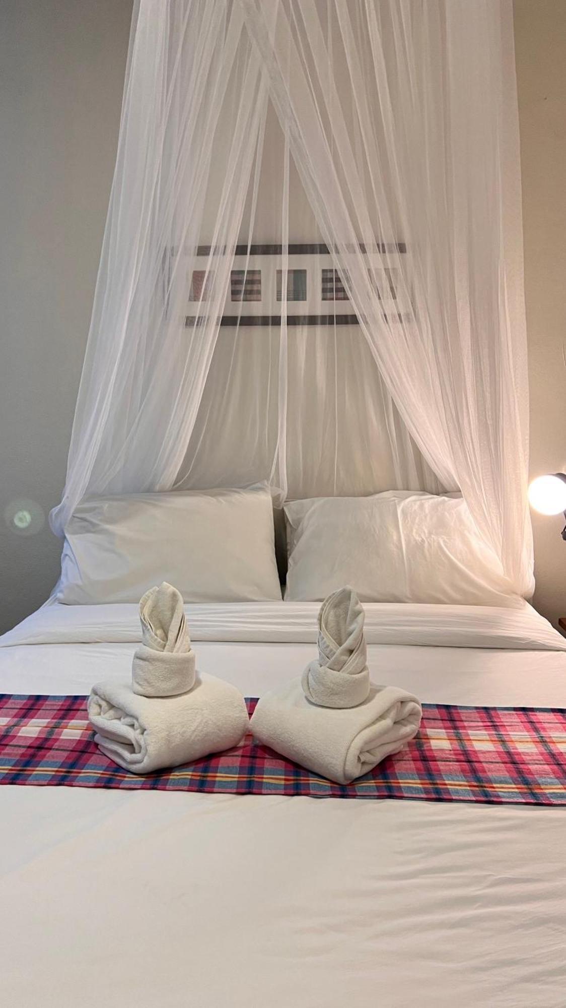 Udee Cozy Hotel Chiang Mai Exterior foto